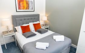 Inspiration By Olauda Sa - 3 Bed House With Free Parking